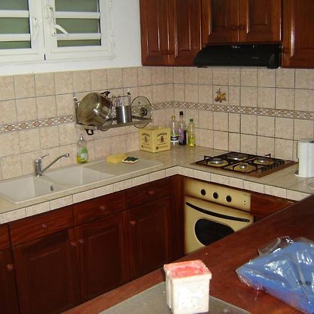 Charmant Appartement Verdoyant Le Morne-Vert Exteriör bild