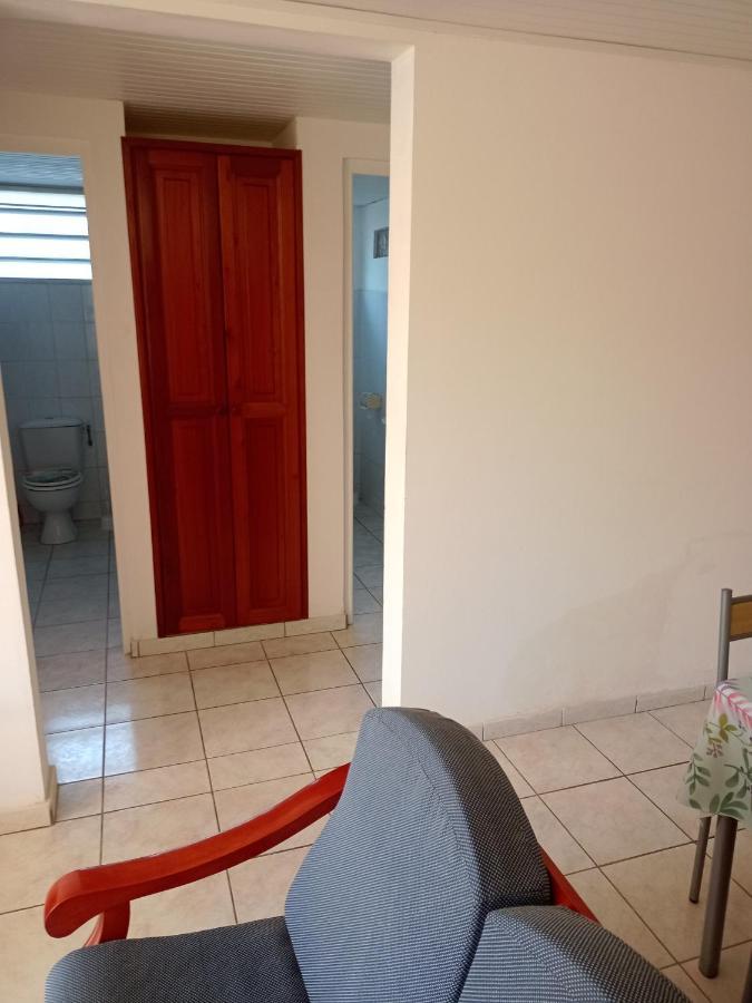 Charmant Appartement Verdoyant Le Morne-Vert Exteriör bild